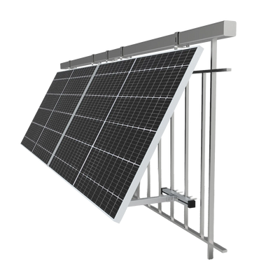 Balkonhalterung mit Solarmodul am Balkongeländer montiert